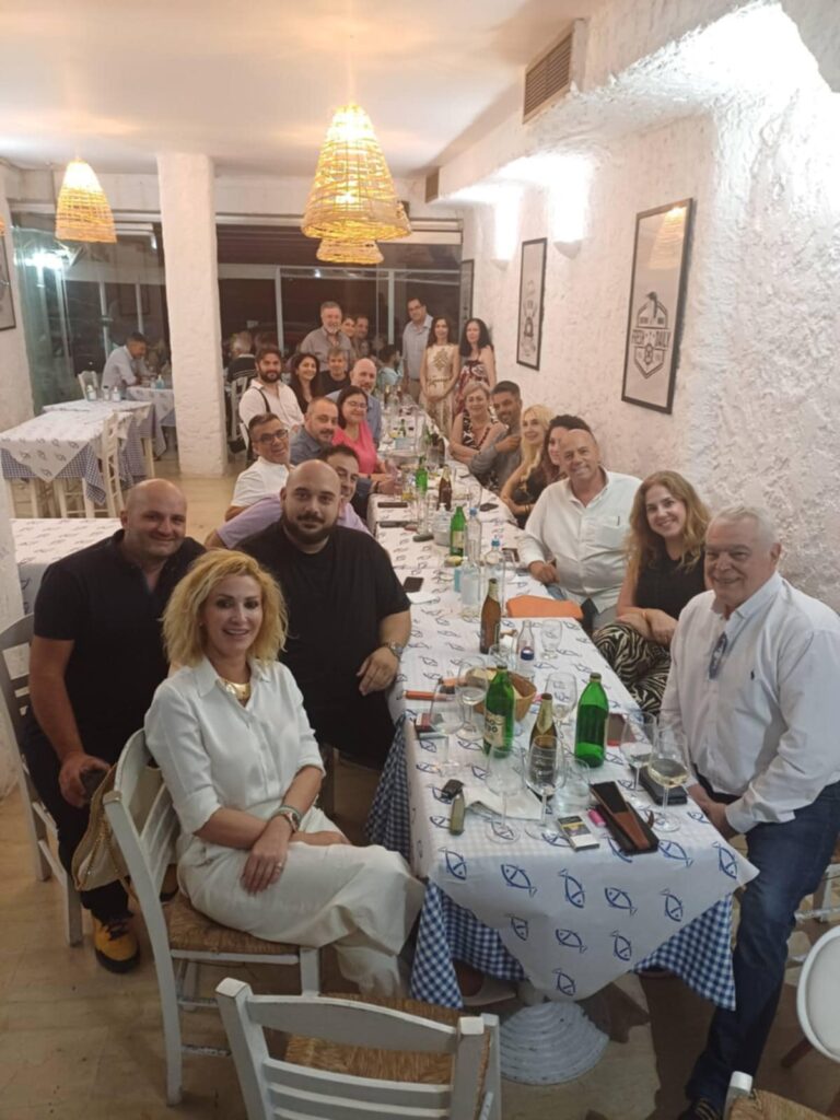 Γεύμα Εμπορικού συλλόγου με το Βιοτεχνικό επιμελητήριο Πειραιά